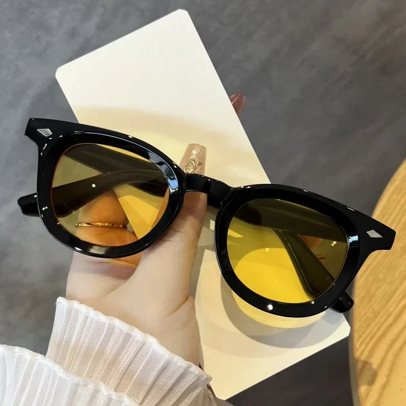JNPCXI Retro Round Men Sunglasses Fashion Clear Ocean Lens Shades UV400 Women Trending Rivets Sun Glasses
