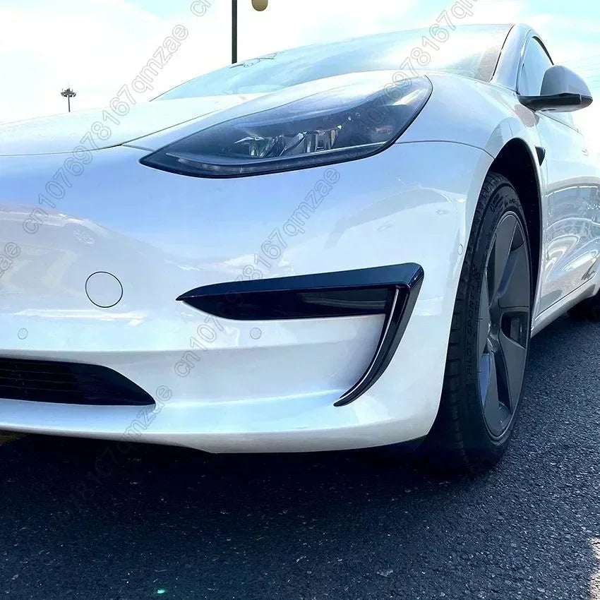 Front Bumper Cover Wind Knife For Tesla Model 3 2017-2023 ABS Glossy Black Fog Lamp Trim Carbon Look Blade Trim Light Eyebrow