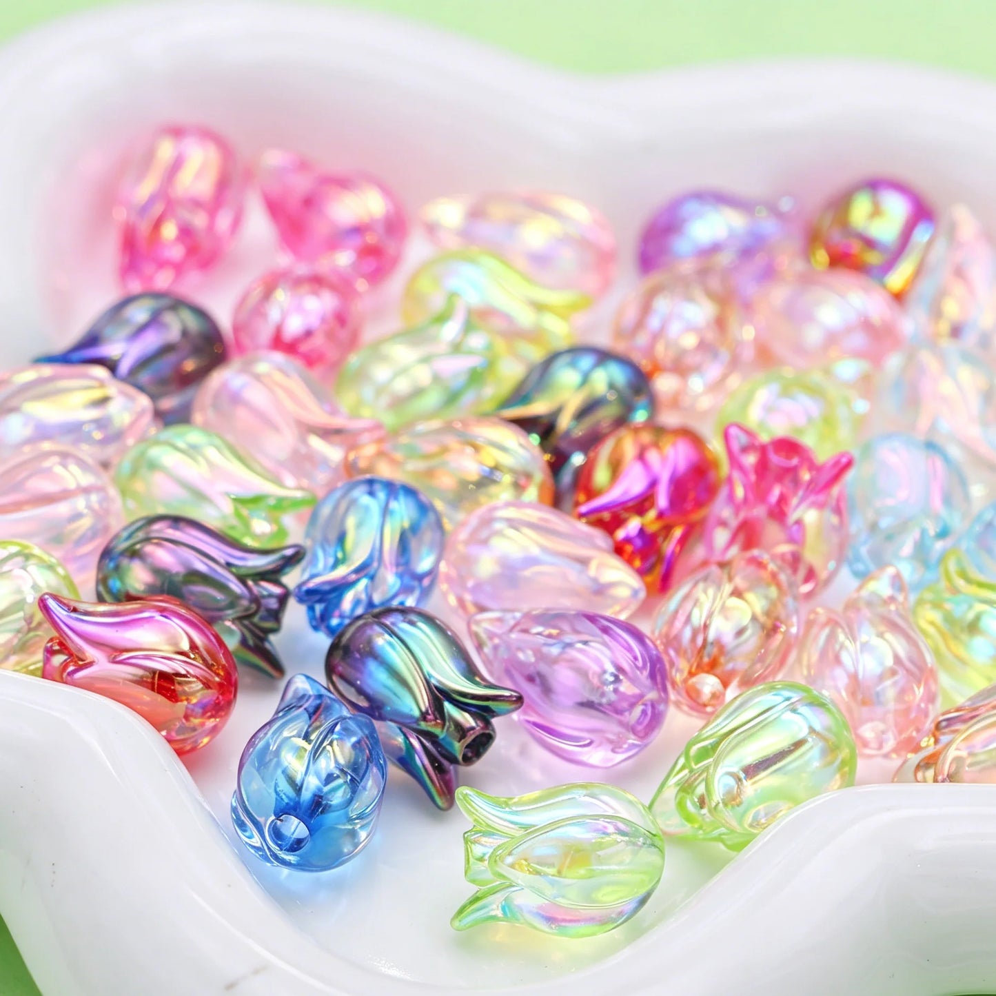 20pcs Random Mix Transparent Tulip Beads Flower Acrylic Beads for Bracelet ,Phone Chain Accessories