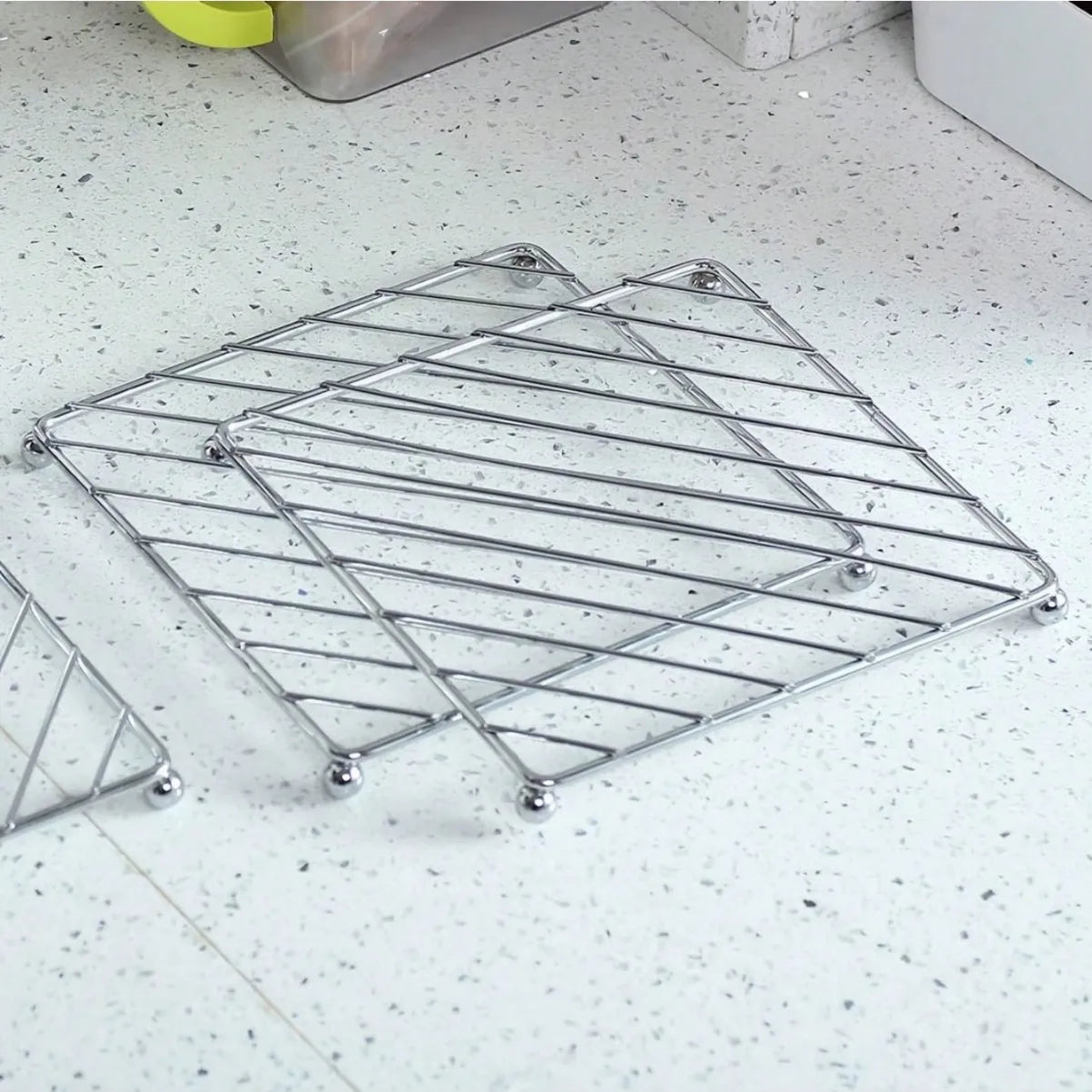 1pc Stainless Steel Pot Holder and Steamer Rack - Thickened Heat-Resistant Kitchen Mat Perfect for Cooking and Serving