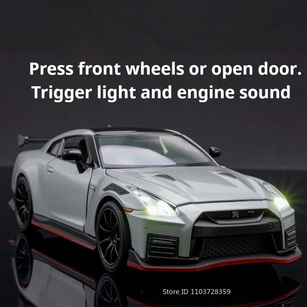 1:32 NISSAN GTR NISOM Car Toys Diecast Alloy Model Sound Light Pull Back Doors Opened Miniature Vehcies Children's Birthday Gift