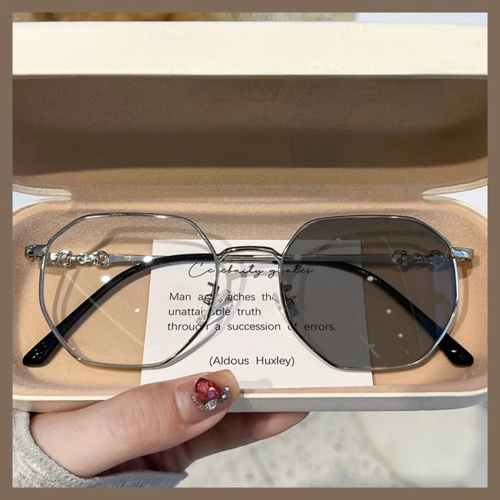Photochromic Anti Radiation Anti Blue Light Eyeglasses For Women Transition Shades UV400 Eyewear Replaceable Lens