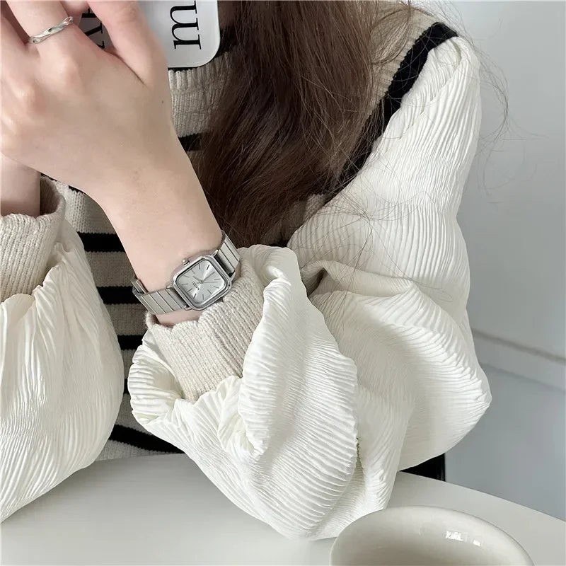 Dropshipping Brand Minimalist Temperament Small Dial Square Quartz Watch Female Student Steel Band Wristwatch Relogio Feminino