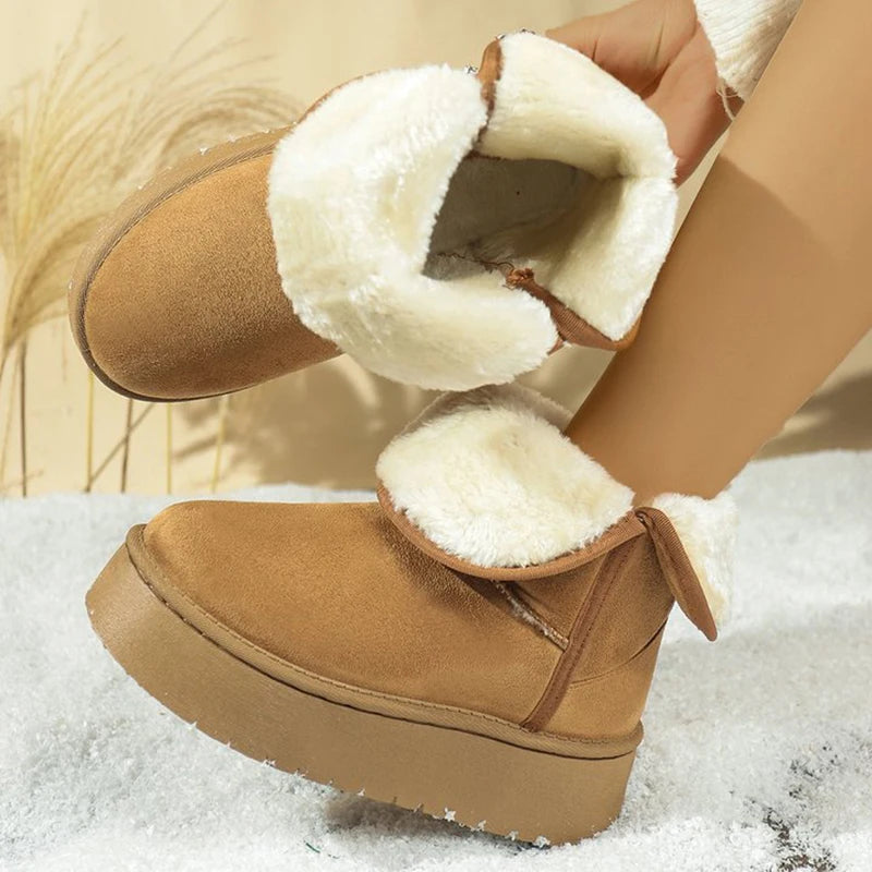 Korean Short Plush Warm Snow Boots Women 2025 Winter Slip On Faux Suede Snow Boots for Woman Non Slip Platform Booties Female