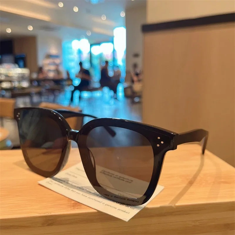 Fashion Korean Unisex Fashion Sunglasses for Men Driving Frame Sunglasses Eyewear