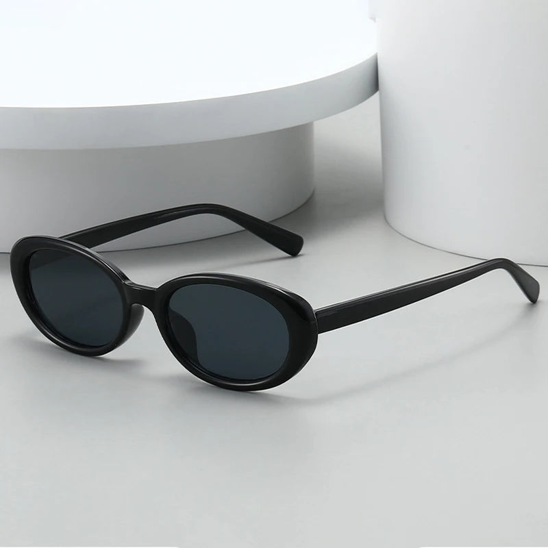JNPCXI Fashion Small Oval Women Luxury Sunglasses Retro Rivets Men Leopard Tea Shades UV400 Punk Sun Glasses