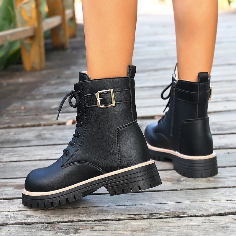 Fashion Black Platform Motorcycle Boots Women Lace Up Warm Short Plush Ankle Boots Woman Buckle Thick Sole Pu Leather Botas 42