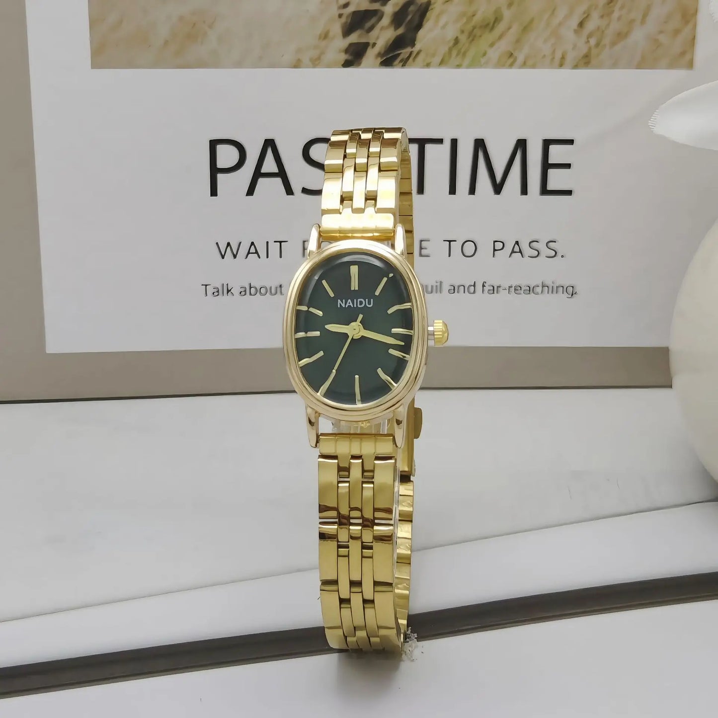 Vintage Style Fashion Oval Dial Quartz Watch Steel Strap Pointer Digital Wristwatch Women Clock Relogio Feminino Dropshipping