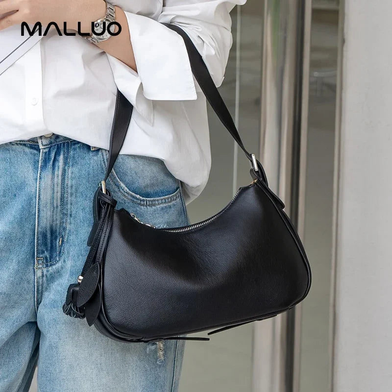 Genuine Cowhide Leather Slouchy Hobo Shoulder Bag for Women Pebbled Leather Crossbody Bag with Tassel Charm Luxury Designer Bag