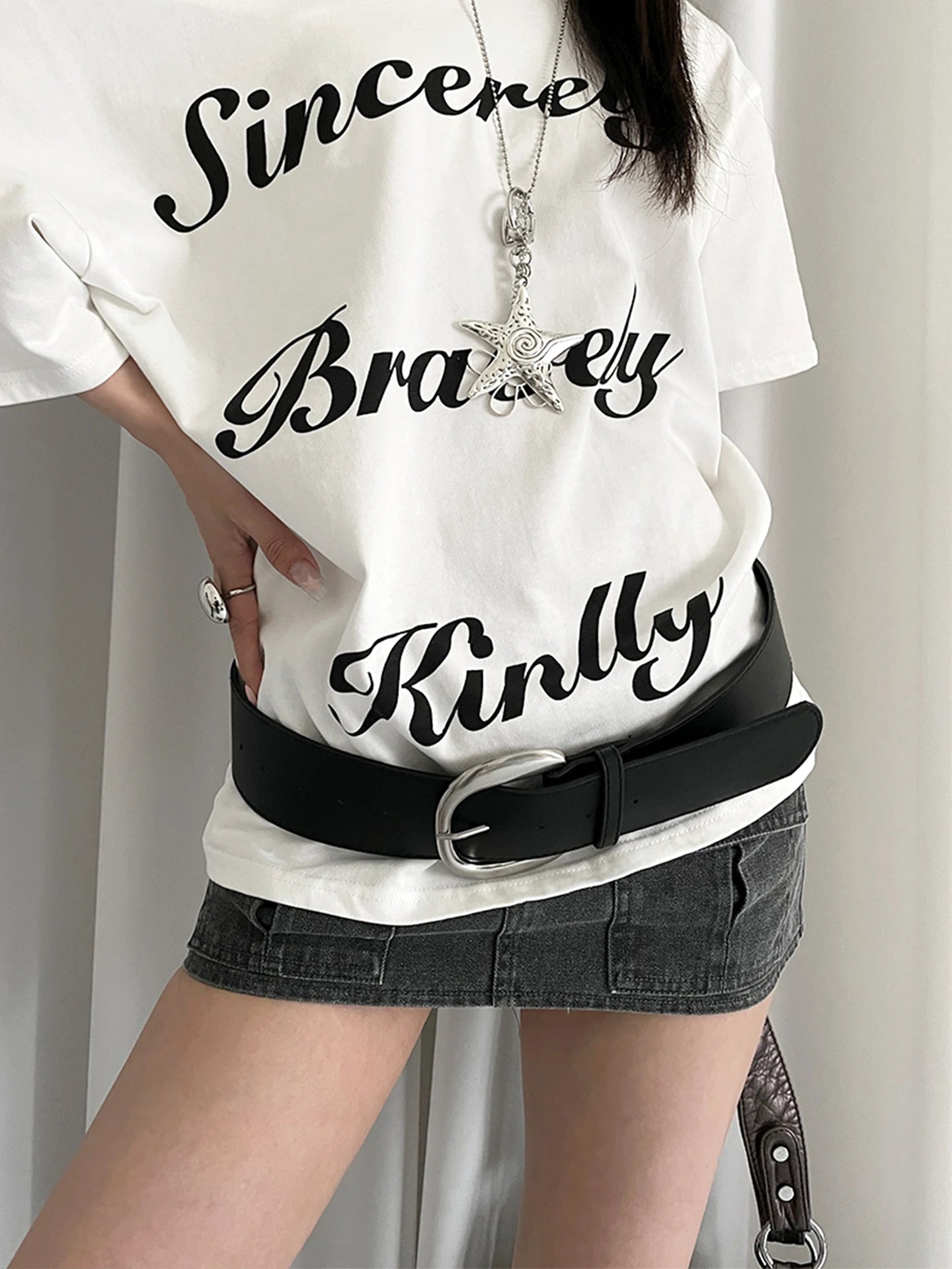 High-End Wide Belt For Women Minimalist White Waist Cincher With Belt Decoration For 2025 New Arrivals