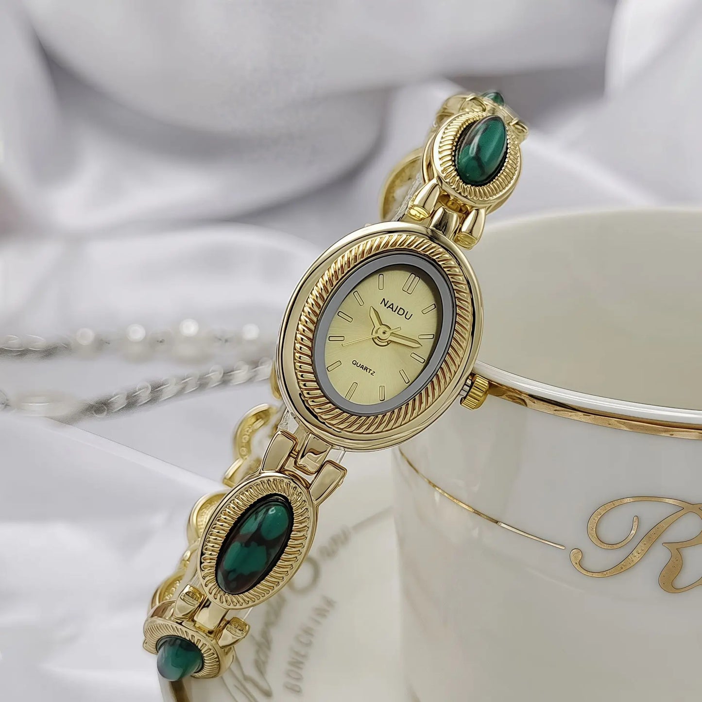 2025 Top Brand Luxury Oval Gold Women Watches Ladies Wrist Watches Bracelet Golden Female Clock Gift for Girlfriend Dropshipping