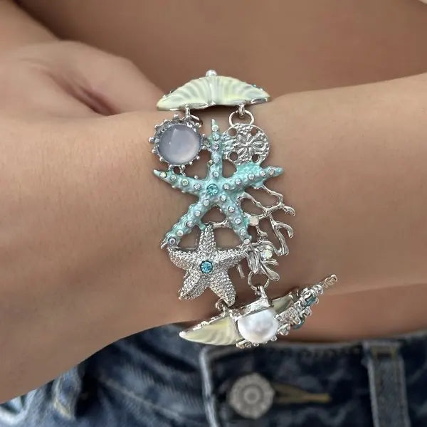 Exaggerated Metal Starfish Shell Pearl Necklace for Women Summer Ocean Coral Scallop Pendant Necklace Boho Beach Jewelry Gift