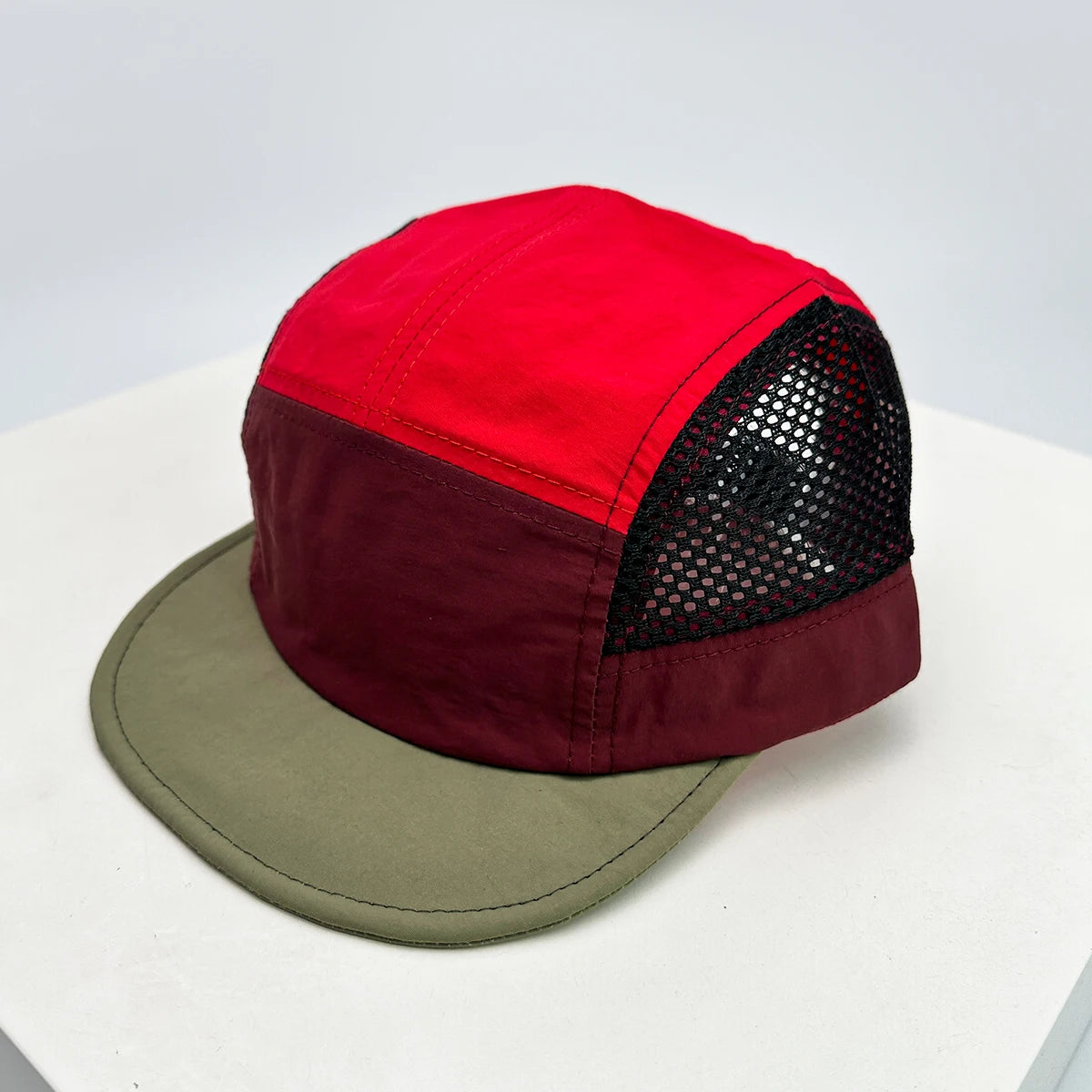 New Unisex Retro Color Block Mesh Baseball Hats Quick Drying Sunshade Outdoor Breathable Peaked Cap Versatile Fashion Short Eave