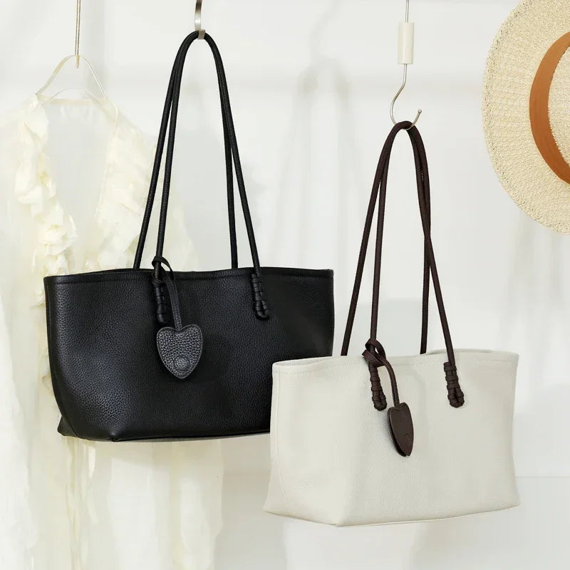 Genuine Cowhide Leather Tote Bag for Women Pebbled Leather Large Capacity Shoulder Bag with Heart Charm Luxury Designer Handbag