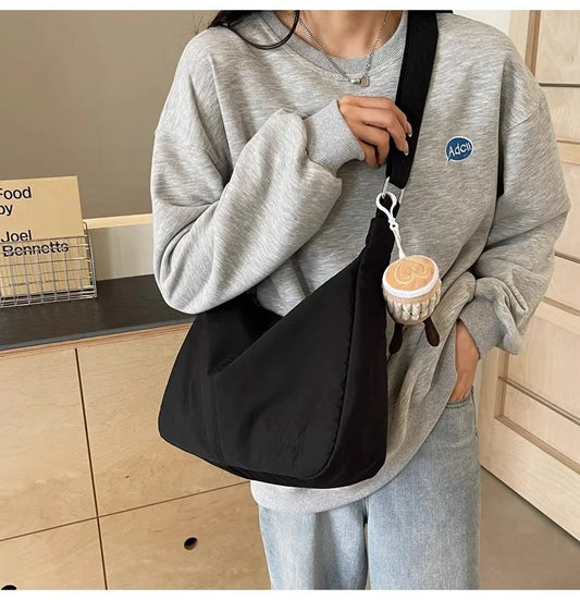 Black Women Japan Hobo Embroidery Shoulder Bag Versatile Waterproof Commuter Bag