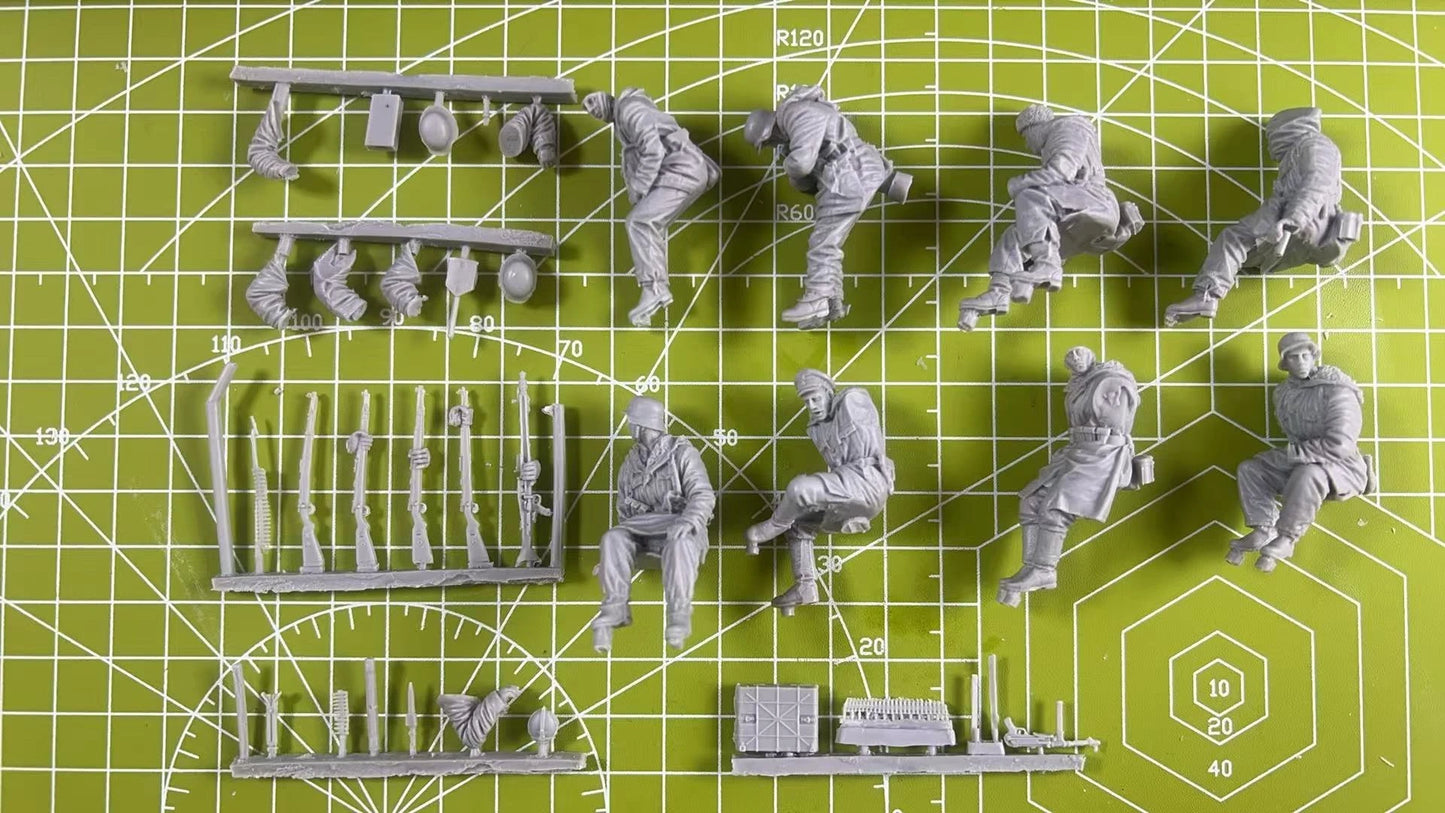 1: 35 Die-casting Resin Model Kit for 8 Soldiers Without Painting (excluding Vehicles)