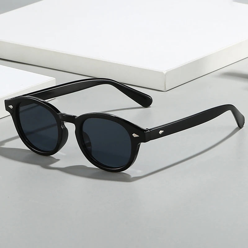 JNPCXI New Fashion Gradient Green Round Sunglasses for Women Men Vintage Square Sun Glasses UV400 Lunettes De Soleil