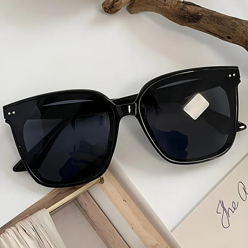 Women's Oversized Retro Hong Kong Style Fashion Glasses  Decorative Fashion Accessories for Daily Special Occasions