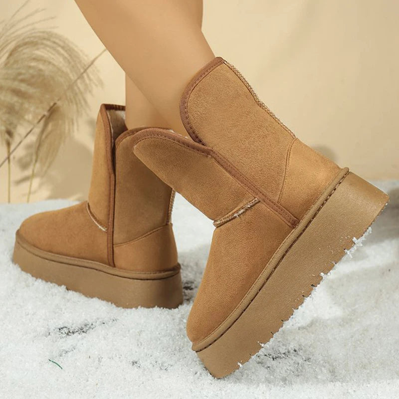 Korean Short Plush Warm Snow Boots Women 2025 Winter Slip On Faux Suede Snow Boots for Woman Non Slip Platform Booties Female