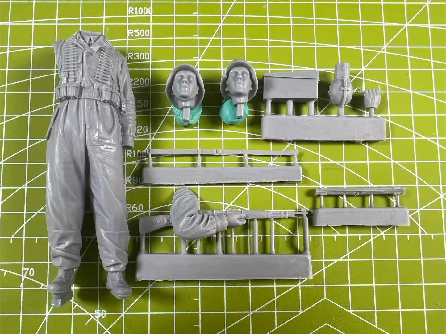 1/16 Casting Resin Model Grey Kit 12th Division Armored Infantry Model Requires Assembly Unpainted
