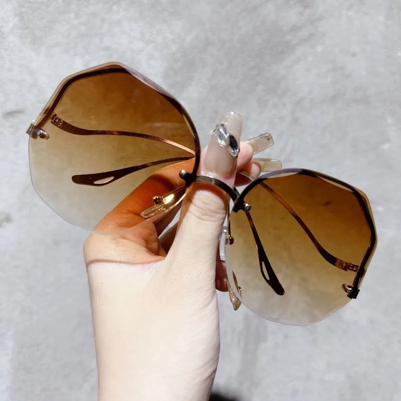 Sunglasses for Women Fashion Rimless Beach Gradient Sunglass Lady Retro Summer Shades UV400 Eyeglasses