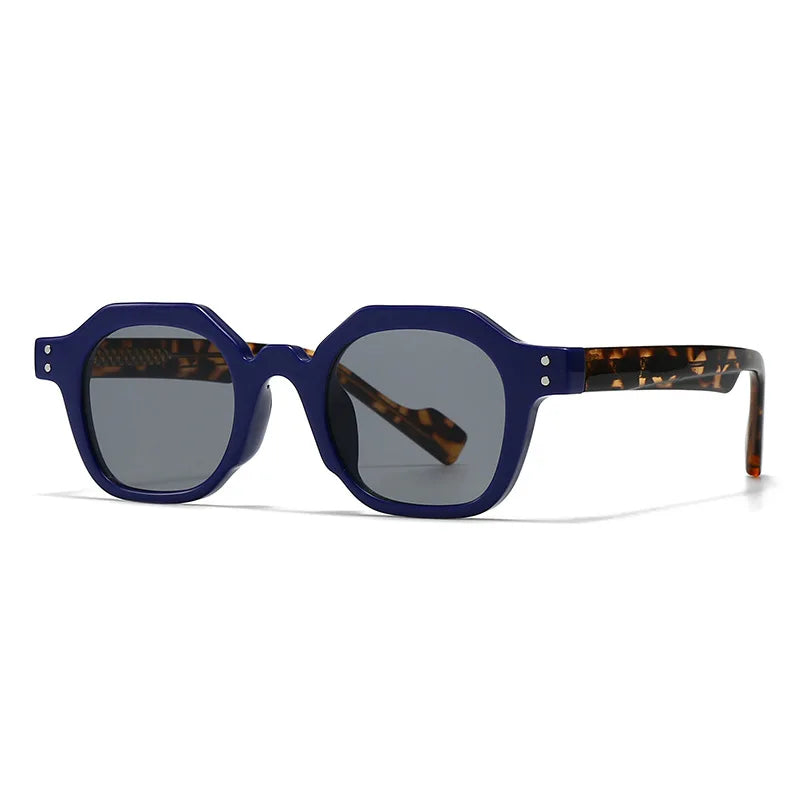JNPCXI New Fashion Square Women Sunglasses Shades UV400 Fashion Green Gradient Men Punk Rivets Sun Glasses