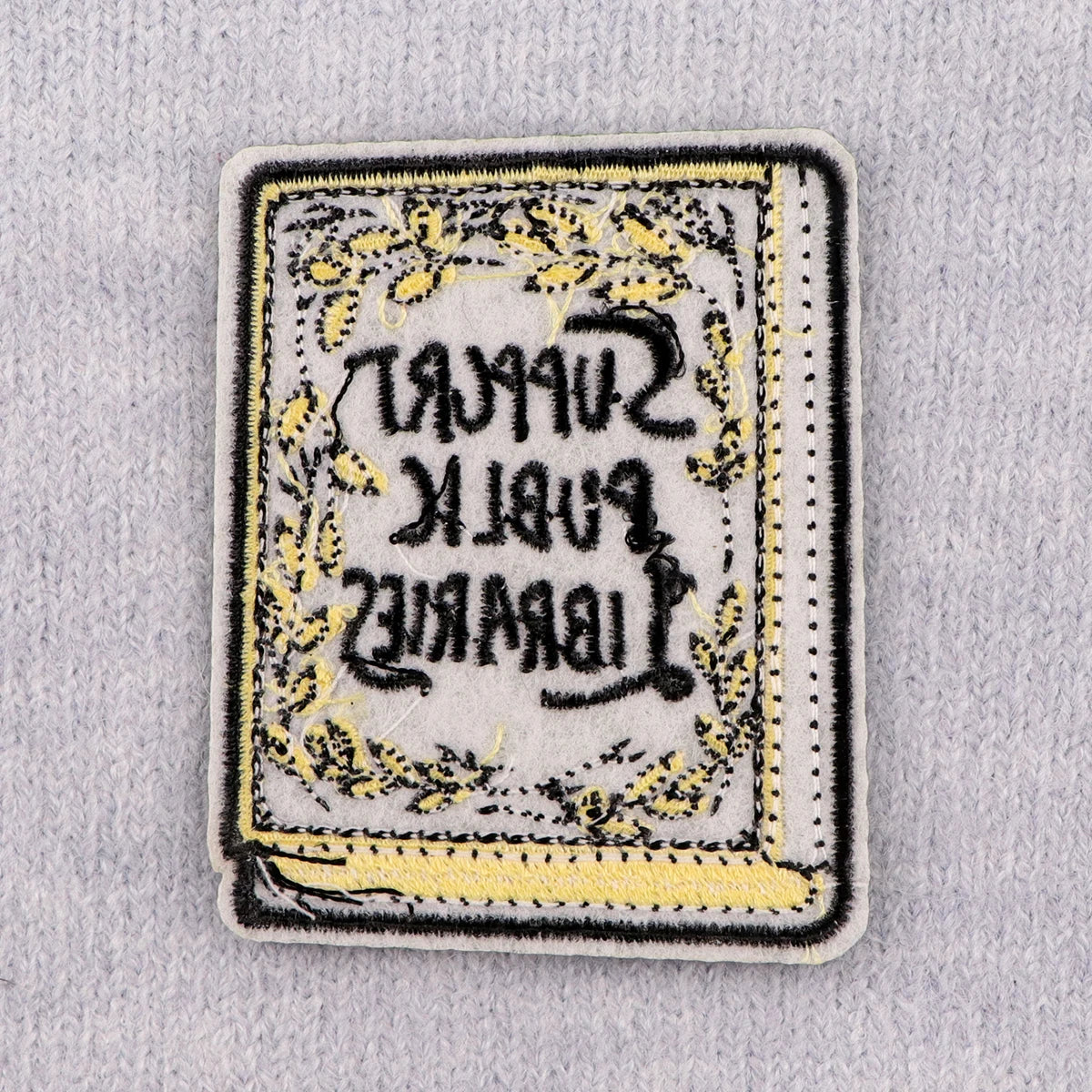Book Lover Patches On Clothes Reading Enthusiast Iron on Embroidered Patches For Clothing DIY Stripes Applique Accessory