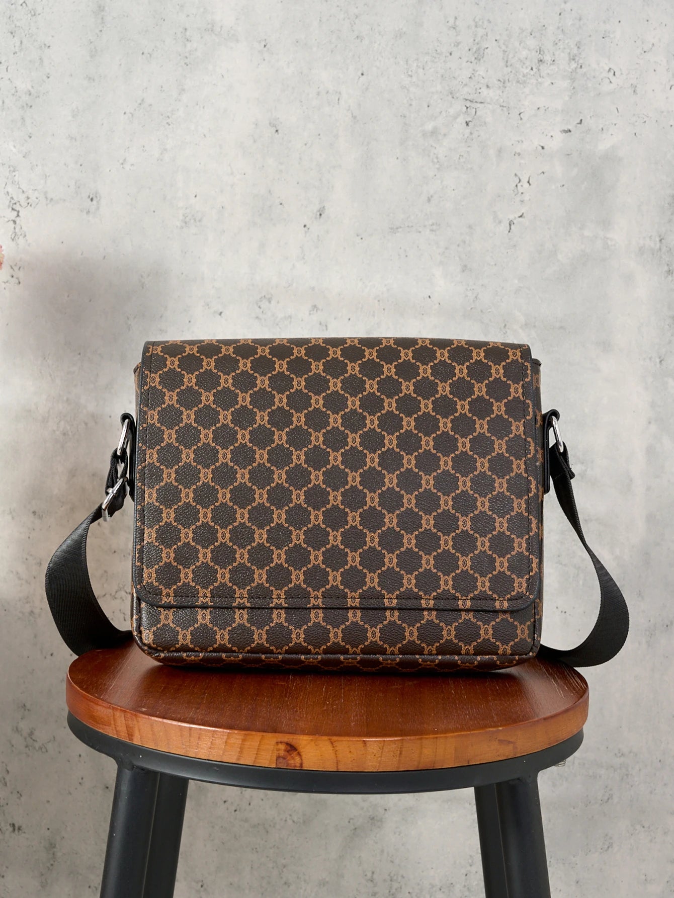 Simple Casual Flap Crossbody Bag Business Work Commuter Portable Shoulder Bag