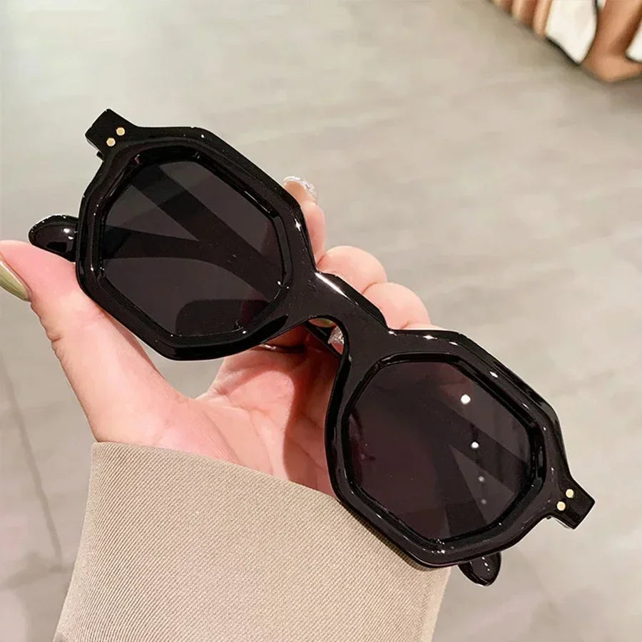 JNPCXI Retro Amber Polygon Small Square Women Sunglasses Retro Rivets Men Shades Fashion Trending Outdoor Sports Sun Glasses