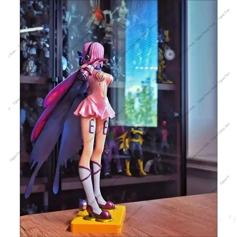 Special Offer Fast Shipping PVC Figure for Bandai Banpresto One Piece Peripheral Chronicle G&G Vinsmoke Reiju Anime Mol