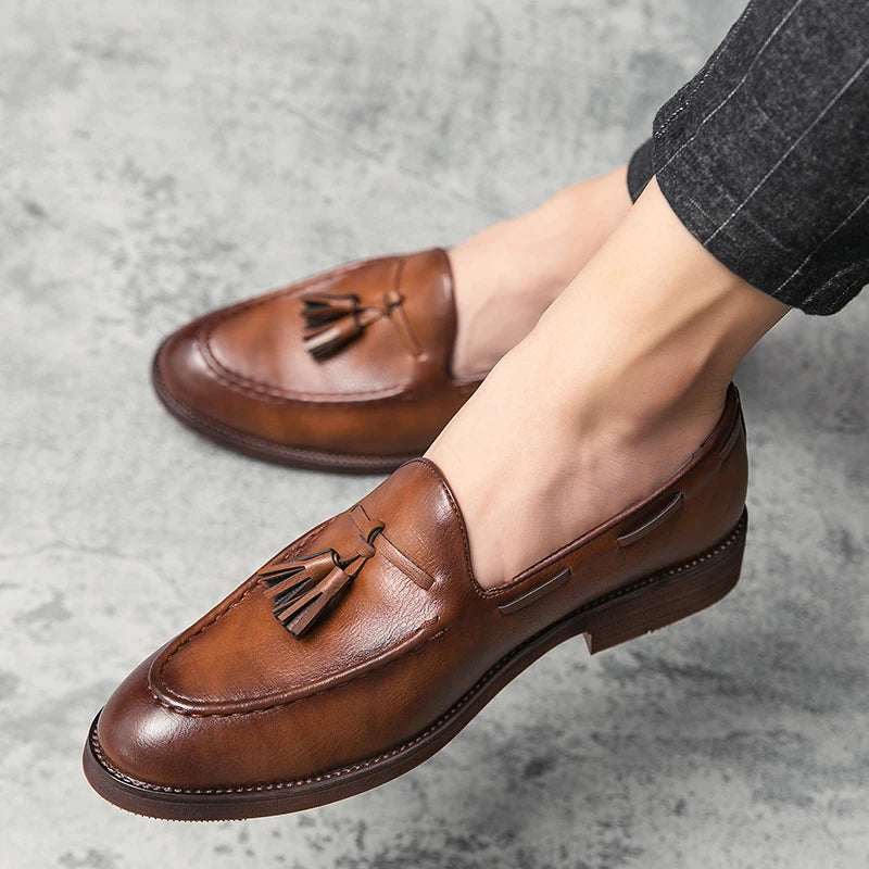 Classic Men's Dress Shoes High Quality Office Leather Shoes For Men Tassel Social Casual Business Shoes Men Loafers