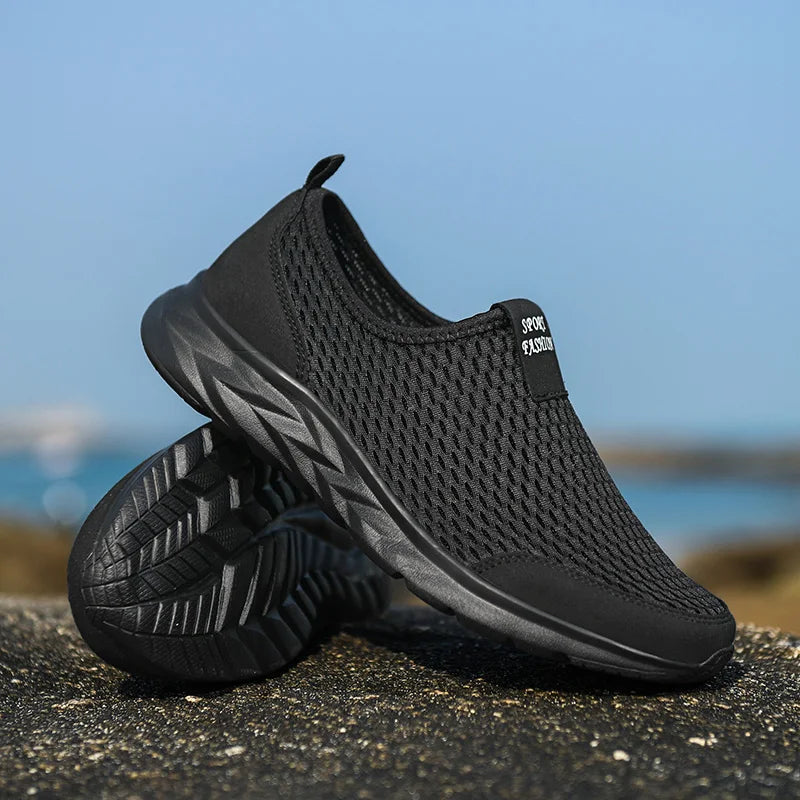 Lightweight Flat Sneakers Men Outdoor Walking Sneakers For Men Summer Large Size 48 Men's Loafers Casual SneaKers Women Male
