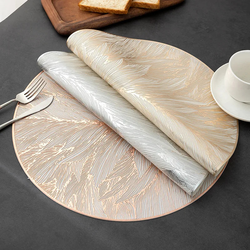 4pcs Round PVC Heat-Resistant High Quality Placemats, Elegant Golden Leaf Design, Leakproof Table Protectors for Dining, Kitchen