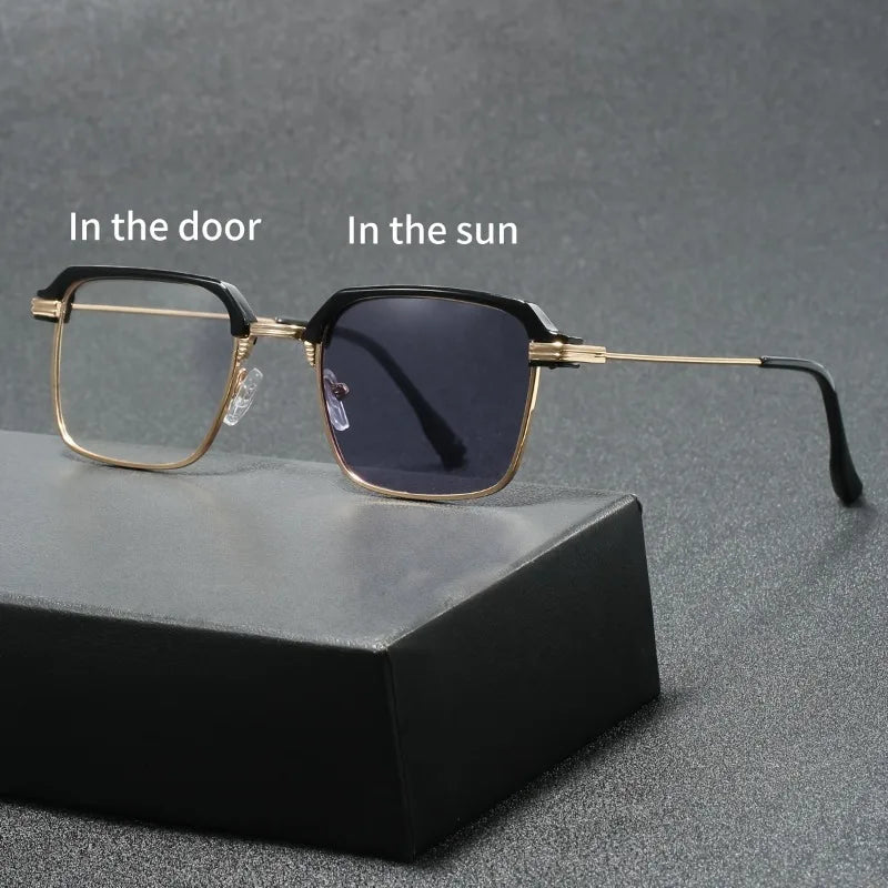 A Pair of Unisex Photochromic Glasses Suitable for Business Outdoor Travel, And As Decorative Eyewear for Phone And Computer Use