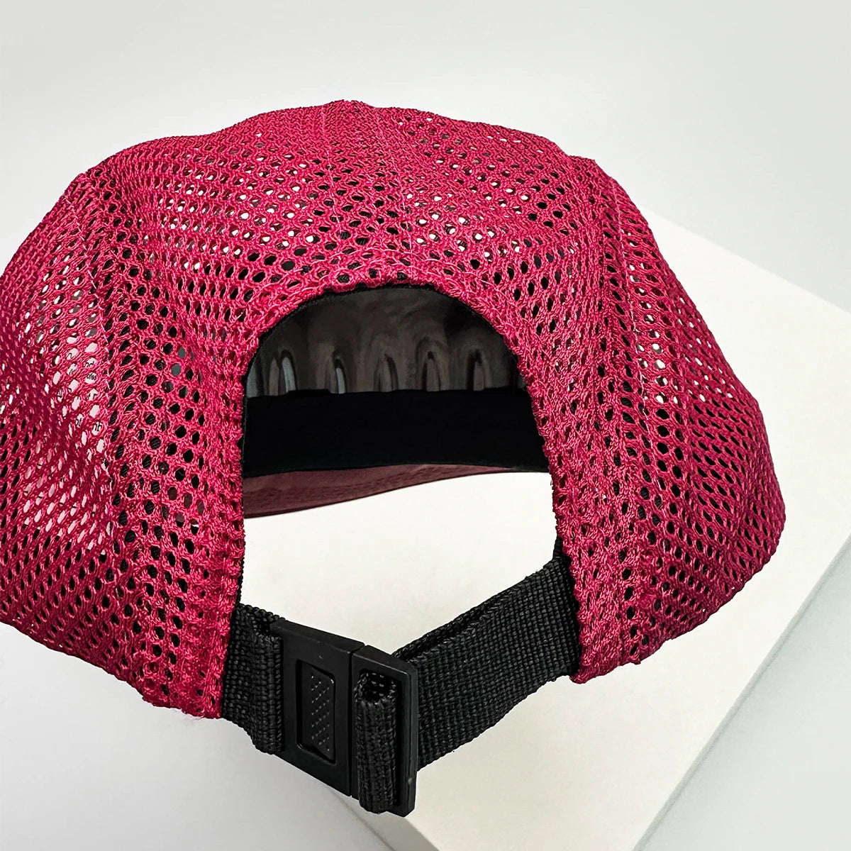 New Unisex Quick Drying Korean Casual Solid Baseball Hats Sunshade Mesh Breathable Peaked Caps Versatile Short Eave Fashion ins