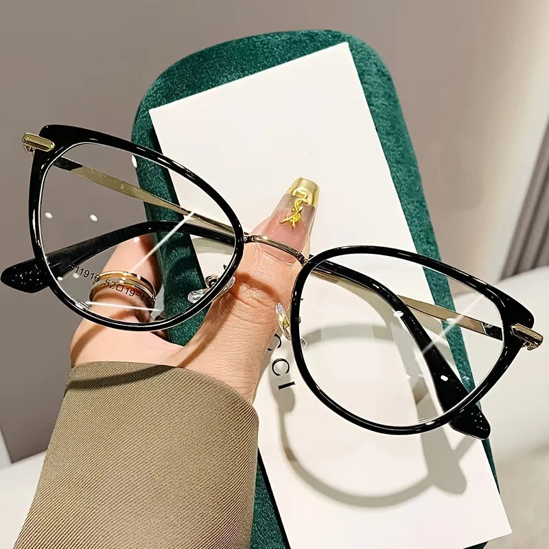1 Pair of Y2K Style Women's Cat Eye Glasses Transparent Lenses Lightweight PC Frame with Metal Hinges