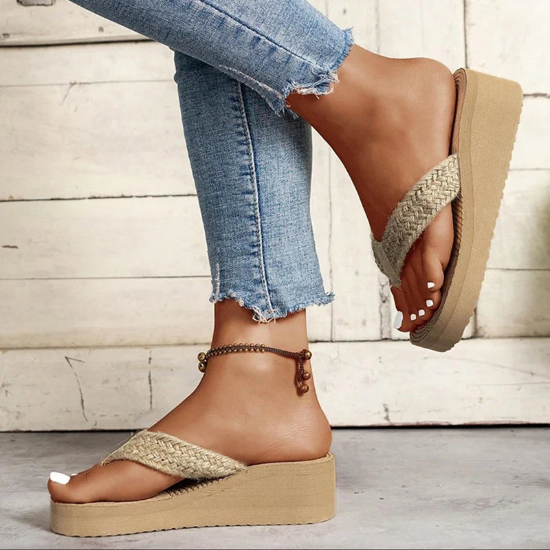 Straw Rope Weave Wedge Flip Flops Women Lightweight Thick Bottom Beach Slippers Woman 2025 Summer Clip Toe Platform Sandals