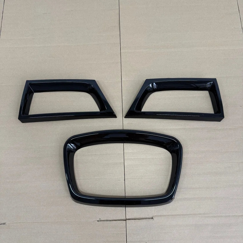 Glossy black 3PCS Car Front Grille Inlet Grill Hood Mesh Body Kit Tuning Parts For Subaru Impreza 9TH WRC WRX STI AT 2006-2007