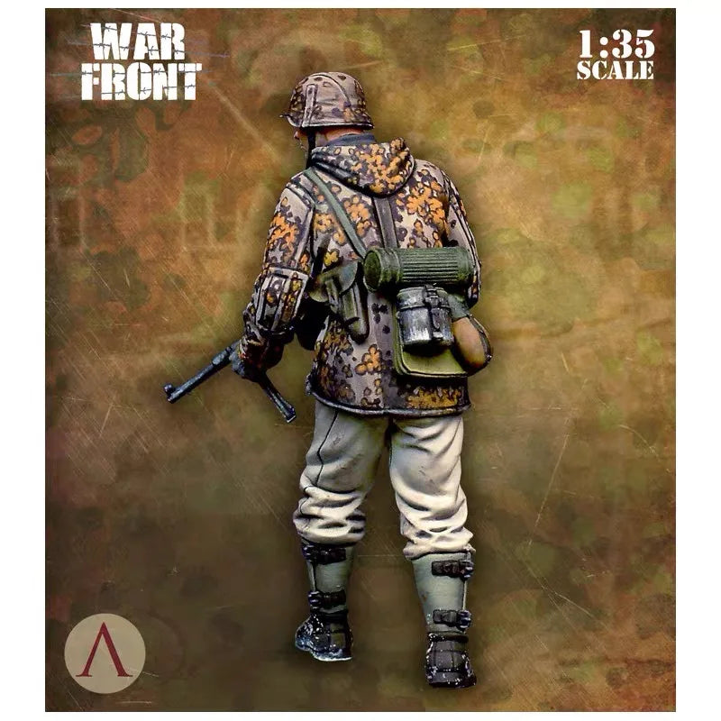 1/35 World War II Commander GK Handmade Resin Handmade, Unassembled and Colored