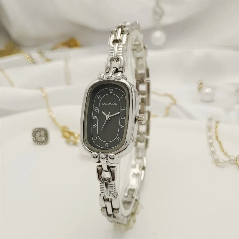 Luxury Brand Oval Shaped Women's Quartz Watch Retro Student Bracelet Wristwatch Fashionable Girl Gifts Dropshipping Relógio