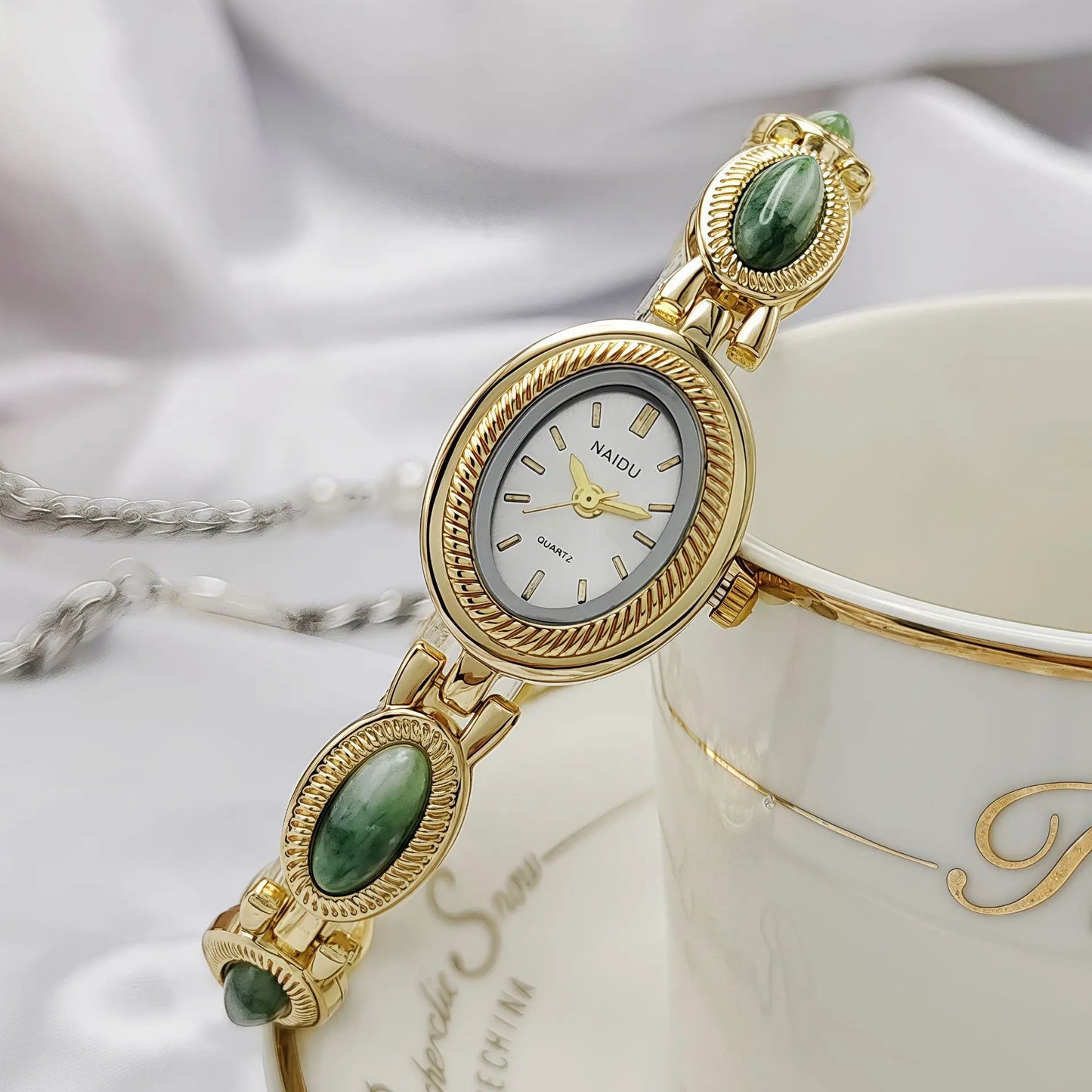 2025 Top Brand Luxury Oval Gold Women Watches Ladies Wrist Watches Bracelet Golden Female Clock Gift for Girlfriend Dropshipping