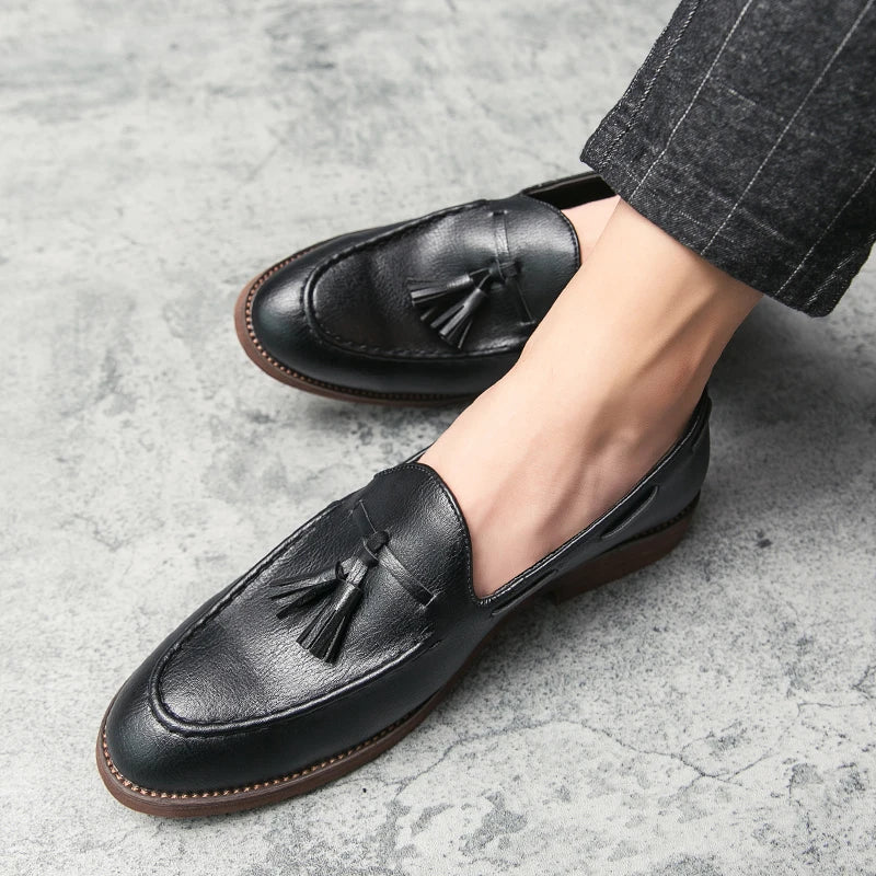Classic Men's Dress Shoes High Quality Office Leather Shoes For Men Tassel Social Casual Business Shoes Men Loafers
