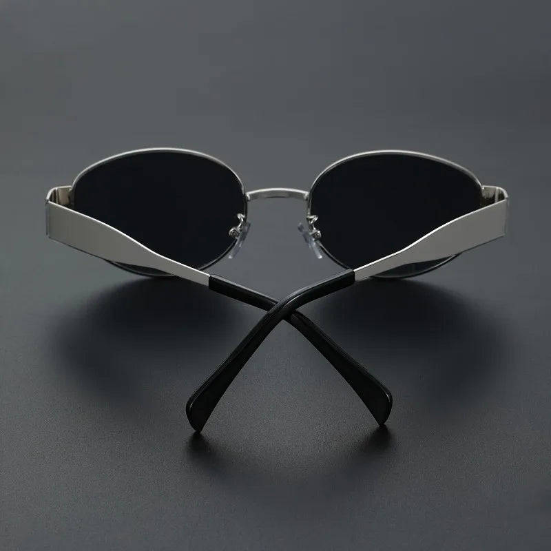 1pc Men's Vintage Inspired Oval Fashion Glasses with Black Lenses and Metal Frame Classic Fashion Accessory for Everyday Wear