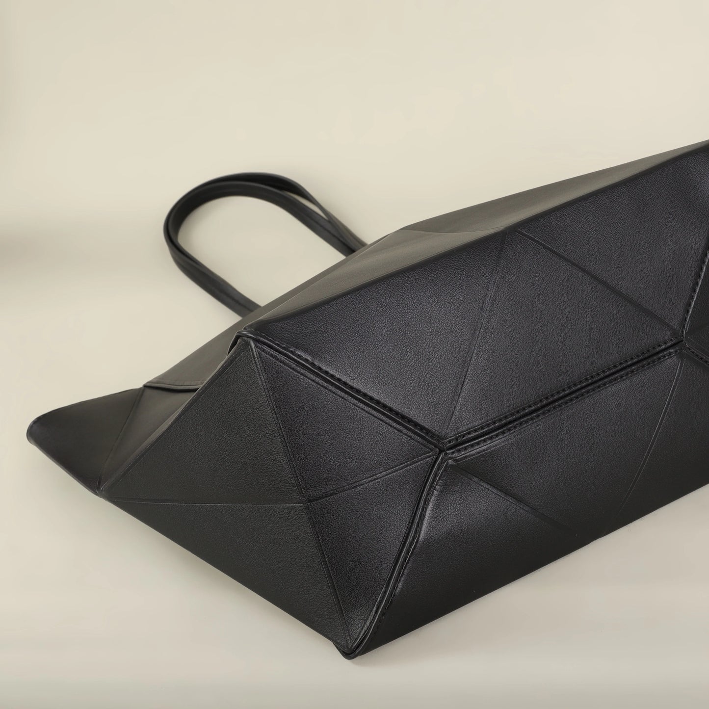 PG Cross shoulder bag classic, simple fashion, foldable design, women's handbag