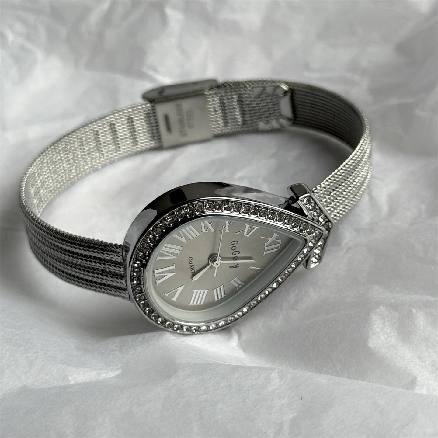 Luxury Gilded Diamond Waterdrop Dial Watch Fashion Women Quartz Watch Roman Scale Watches Wholesale Reloj De Mujer Vintage