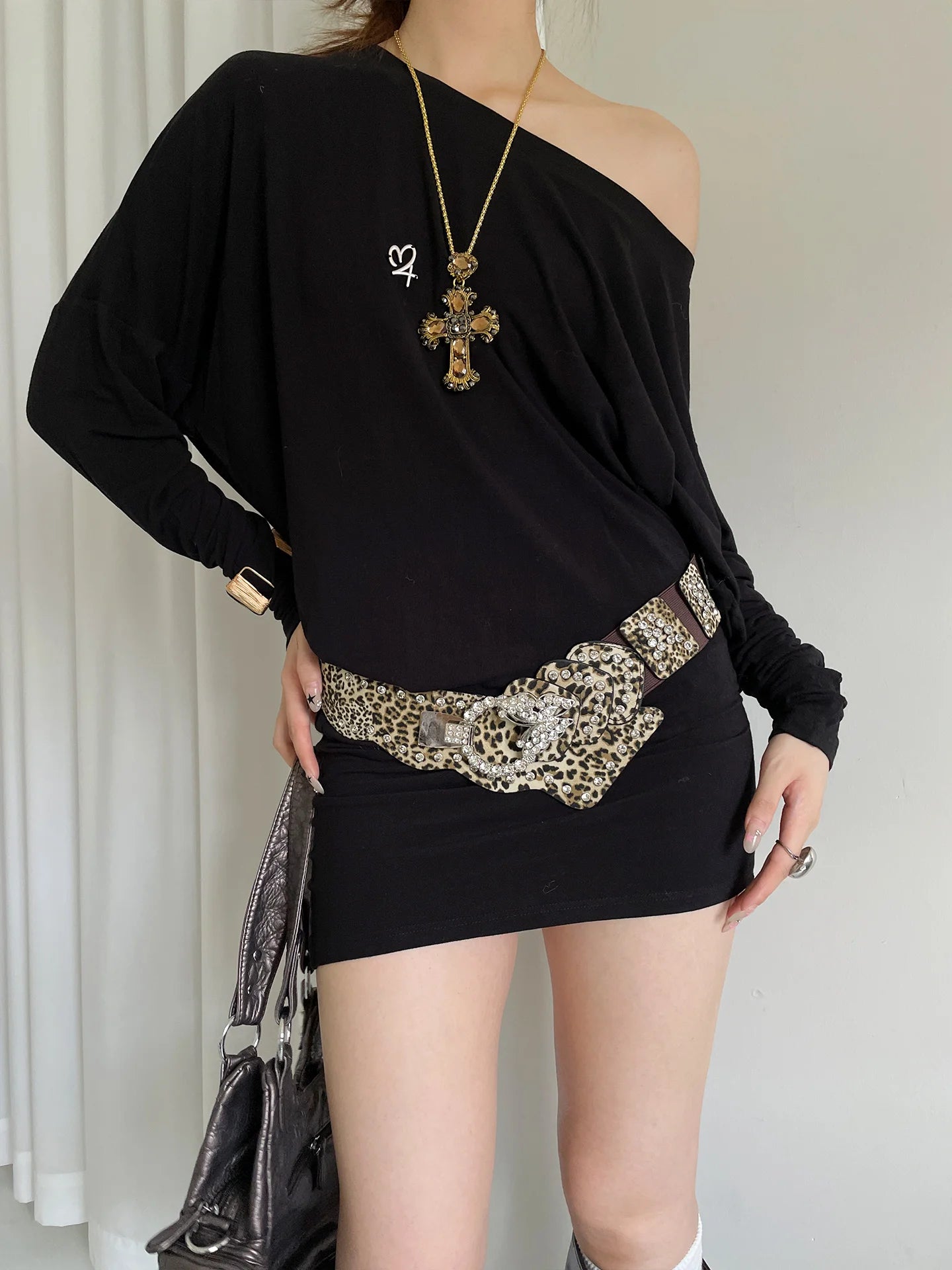 Retro American Y2K Millennium Style Rivet Belt For Women Wide Version Of The Hipster Belt With A Sense Of Design In Brown