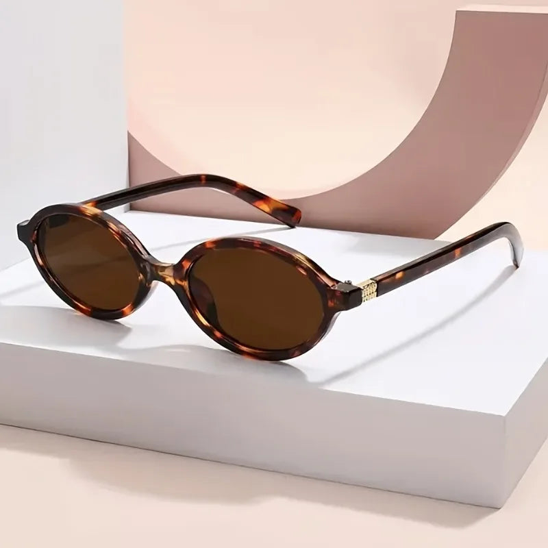 1 piece Set of Simple Oval Shaped Women's Glasses Suitable for Both Men and Women Leopard Print Retro Women's Glasses