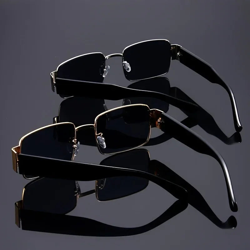 Luxury Vintage Style Large Frame Glasses - Golden & Black, High-Quality Polycarbonate Lenses, Ideal for Men & Women
