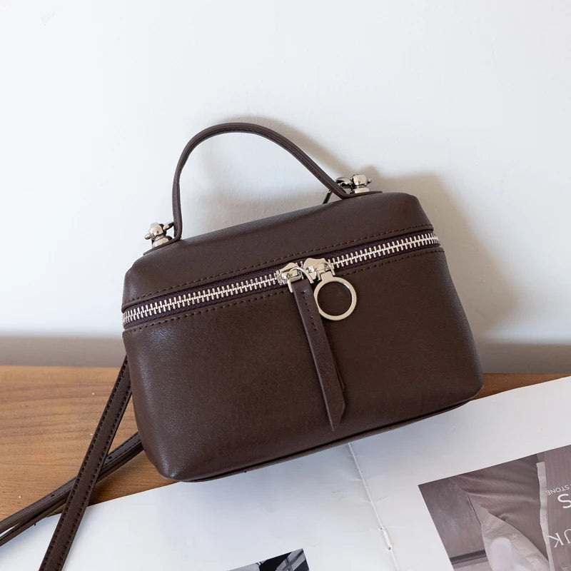 2026 New Genuine Leather Women bowling Tote Bag Soft Cowhide Leather Commute Shoulder Crossbody Bag Luxury Designer Handbags