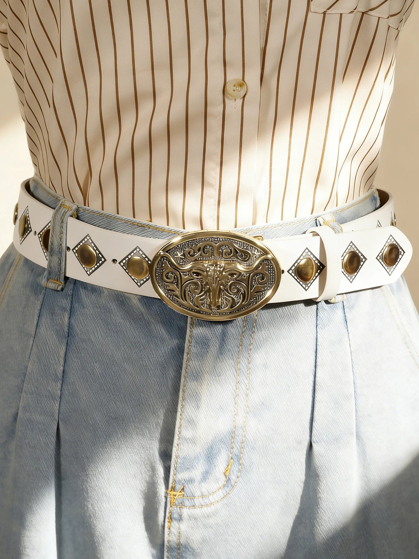 Western Style Bull Head Rivet Belt, White Vintage Engraved Metal Buckle Unisex Waistband